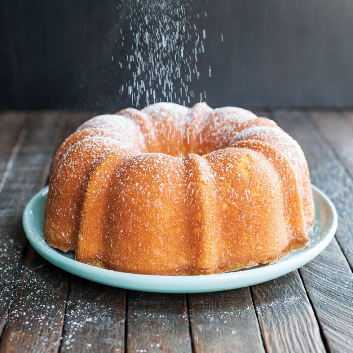 Nordic Ware 6 Cup Bundt Pan