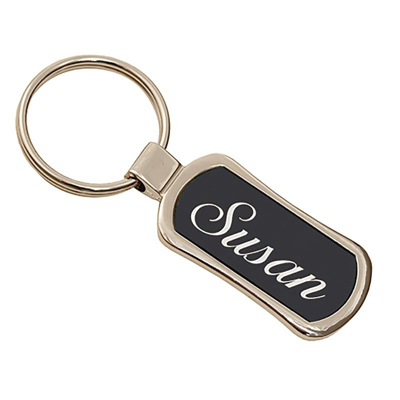 Keychain with 'Susan' engraved on a black background
