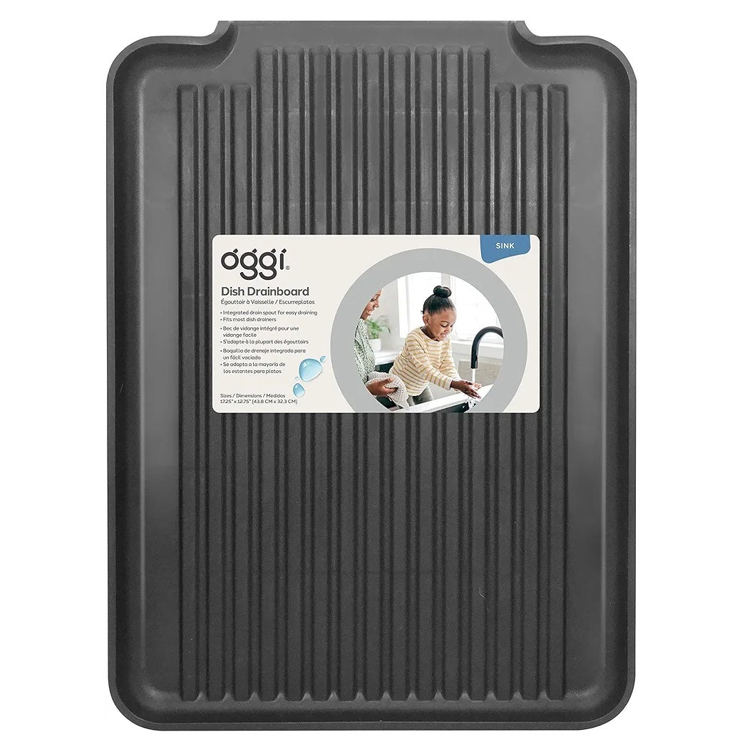Black dish drainboard with 'Oggi' label on a white background