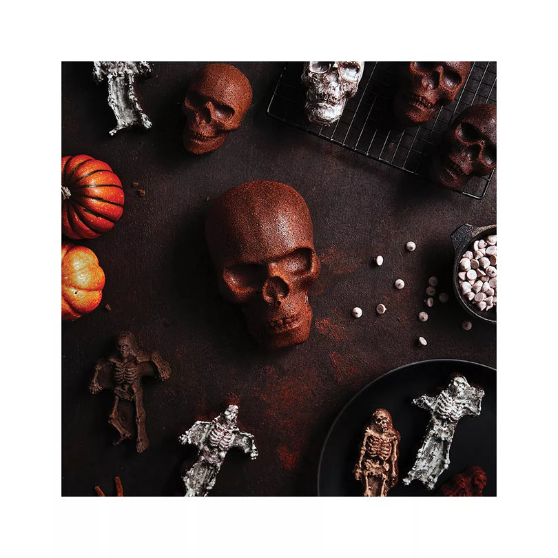 Haunted Skull Caken Pan | Nordic Ware