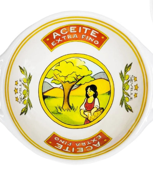 Round container with 'Aceite Extra Fino' branding and a scenic illustration on a white background