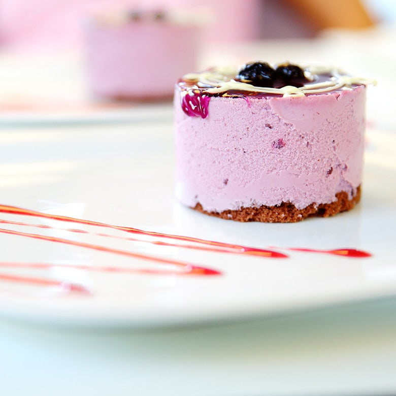 Naturals 4" Round Layer Cake Pan | Nordic Ware