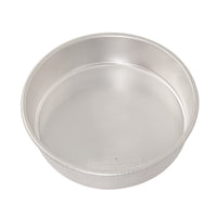 Naturals 9" Round Cake Pan | Nordic Ware