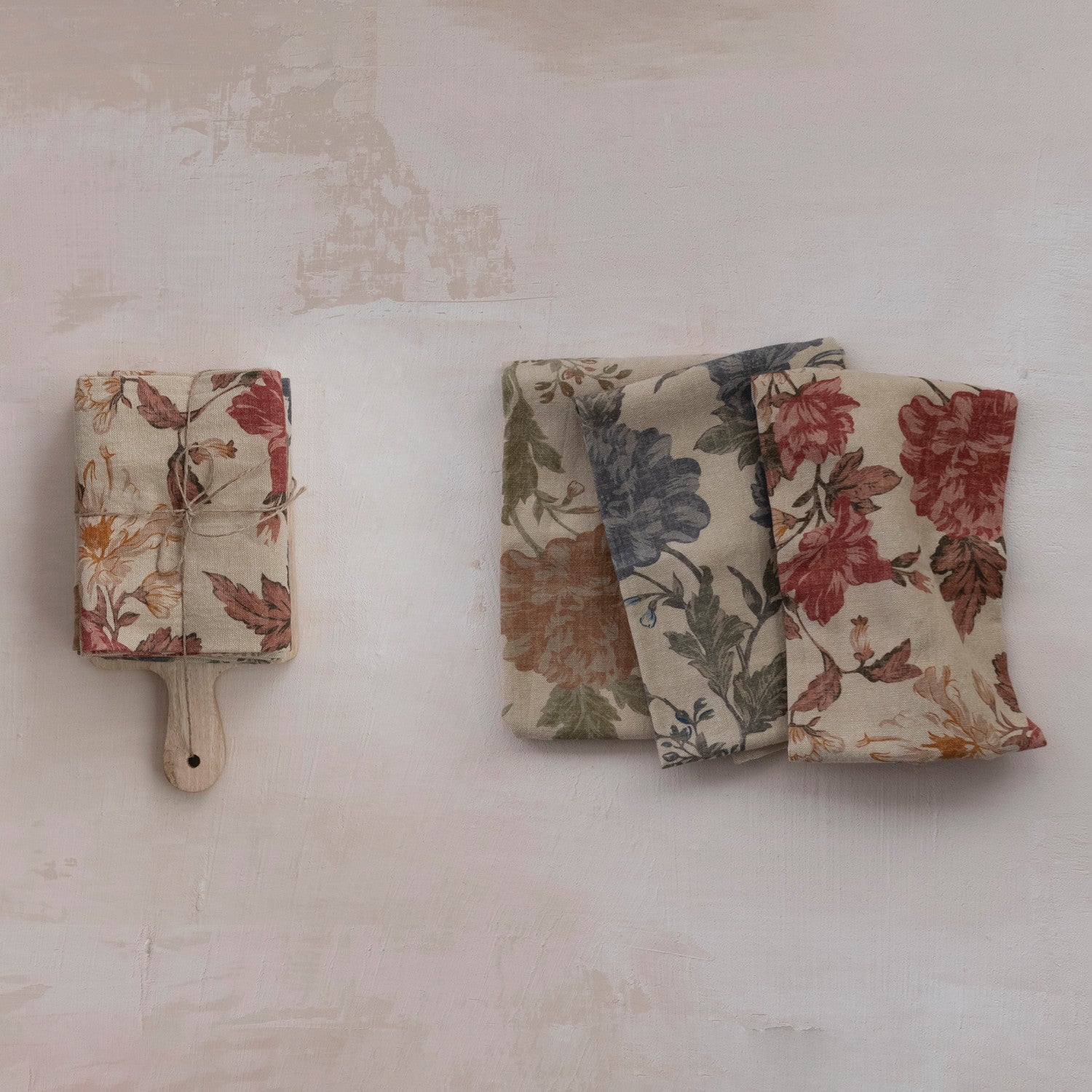 Cotton Chambray Tea Towels & Mango Wood Board, Set of 4